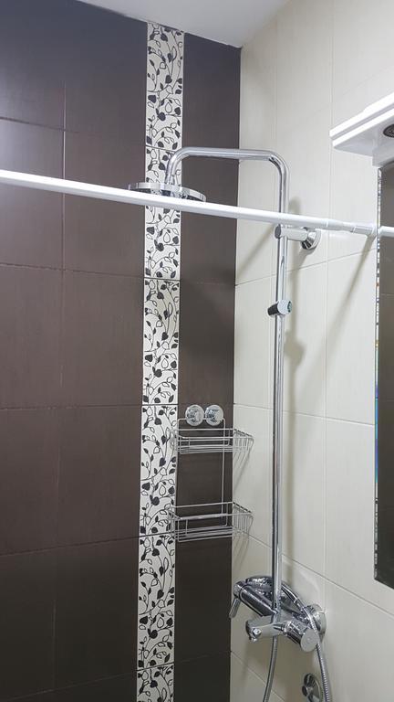 Apartment Joy Belgrado Exterior foto