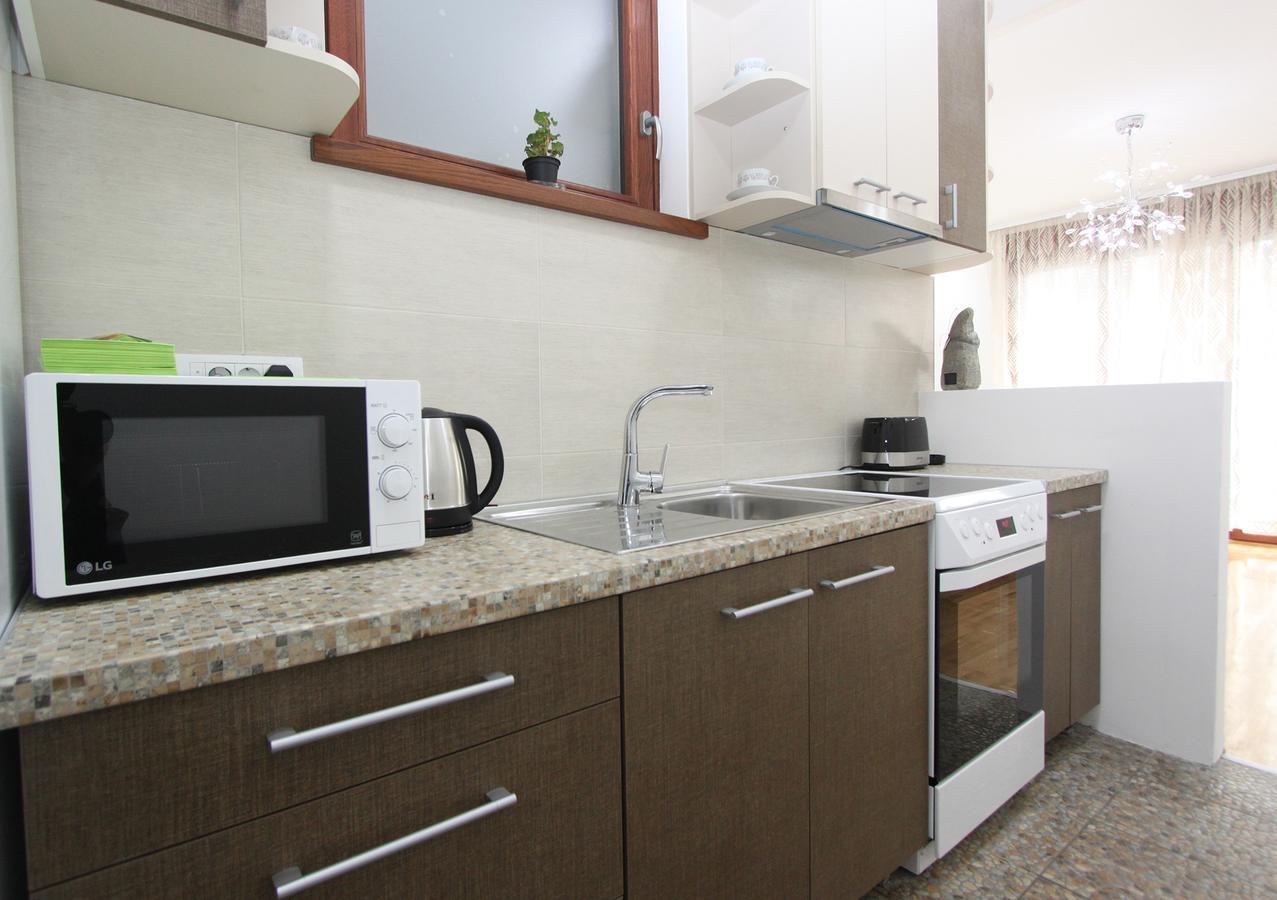 Apartment Joy Belgrado Exterior foto